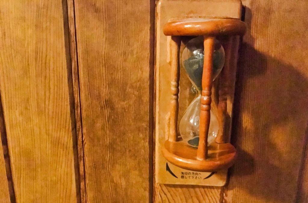 サウナ発祥の地フィンランド_サウナの砂時計