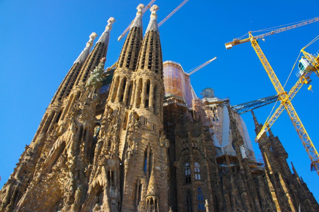 スペインの朝食_スパニッシュオムレツ_サグラダ・ファミリア