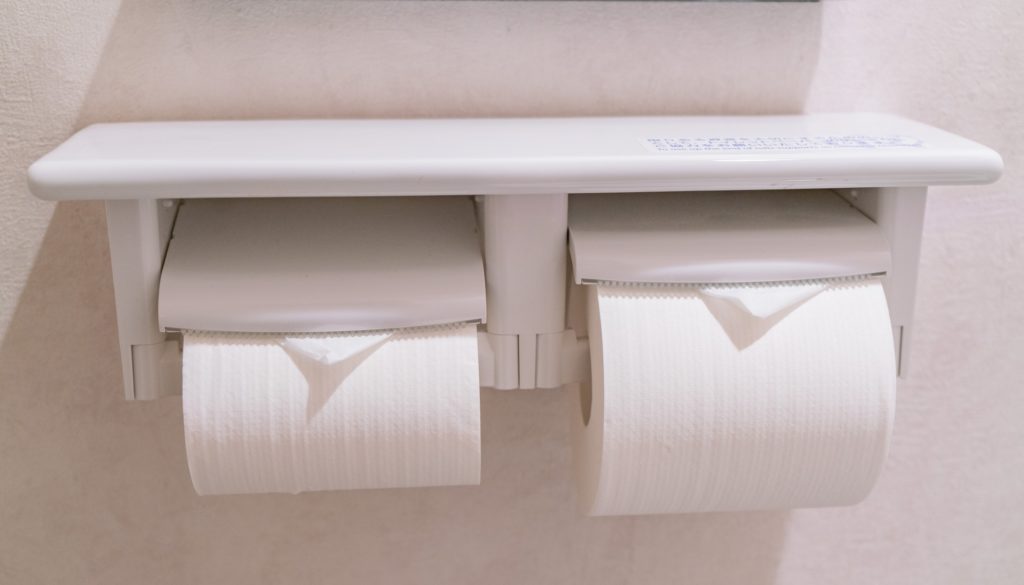 トイレ_トイレットペーーパー三角折り