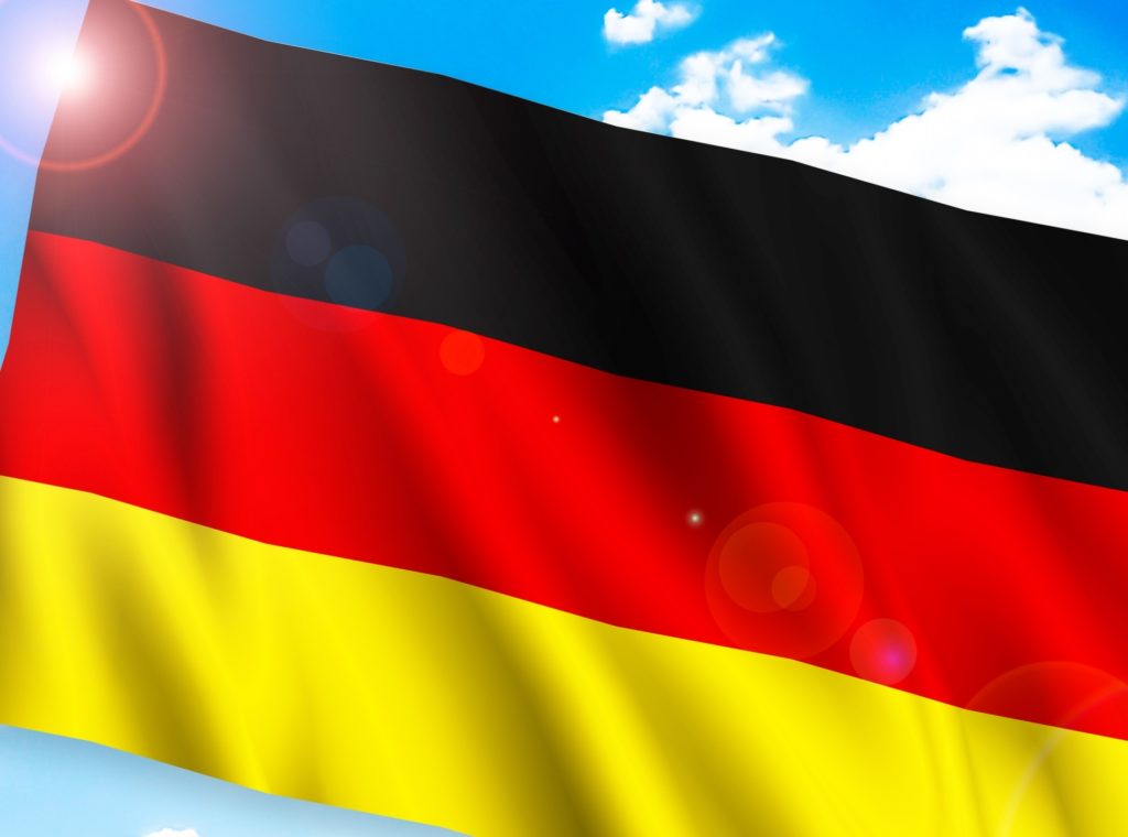 ドイツ人は真面目で勤勉_ドイツの国旗