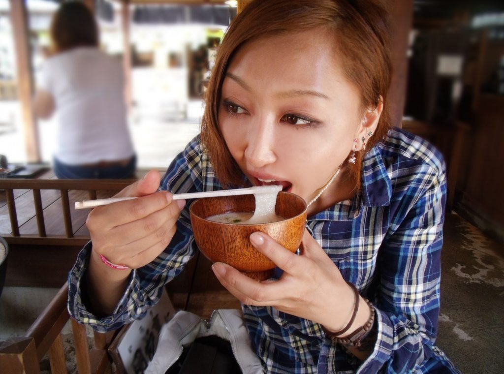 ネオギャル_男に媚びない