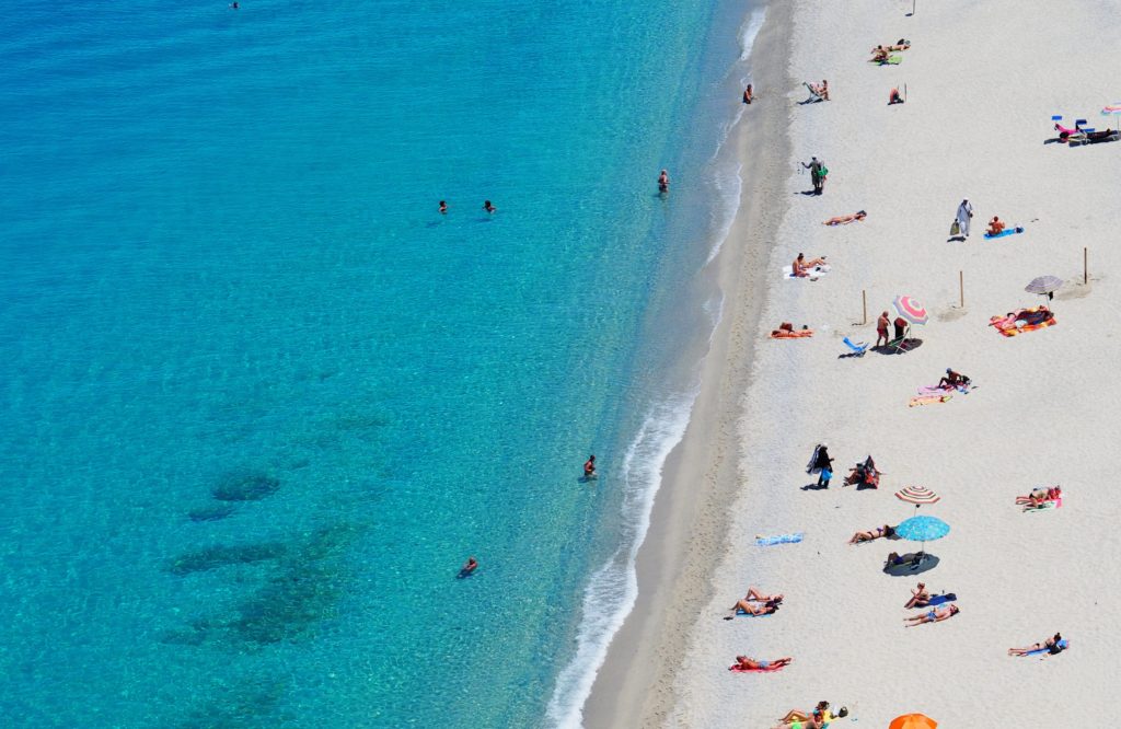 ハイアムズビーチ_Hyams-Beach_白く美しい砂浜