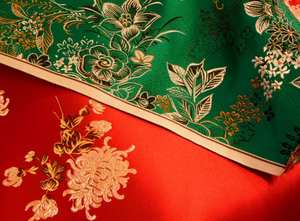 中国では完食はNG_チャイナ生地