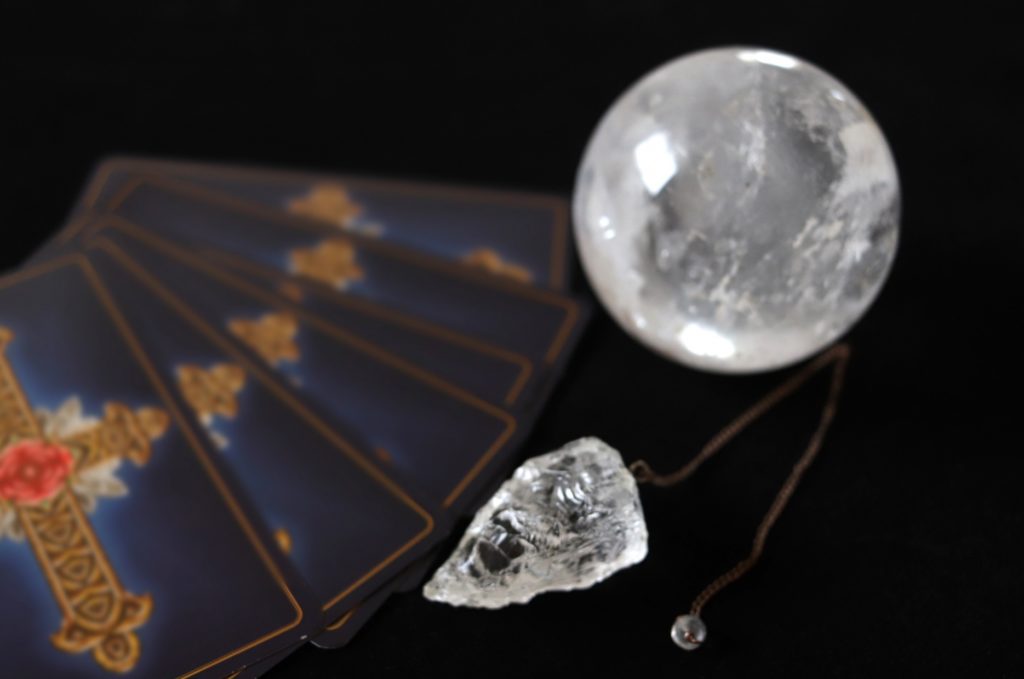 個性的で珍しい習い事_占い