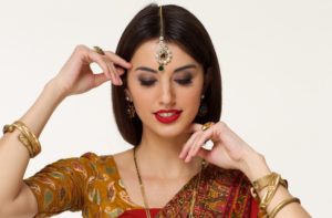 健康的で美しいインド人女性_きれいなインド人女性