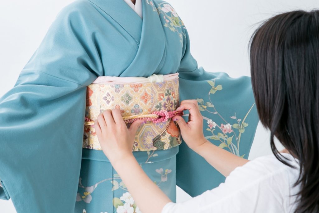 大和撫子女性_おすすめの稽古と習い事_着付け