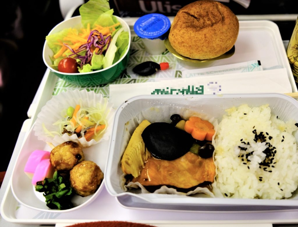 飛行機フライト_機内サービス_機内食2
