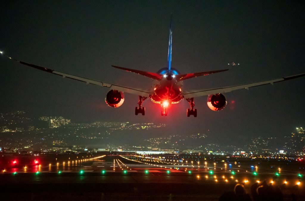 飛行機フライト_機内サービス_離陸
