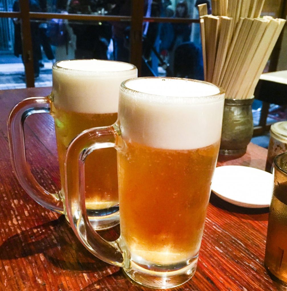 飲んだあとのラーメンは美味い_ジョッキ生ビール